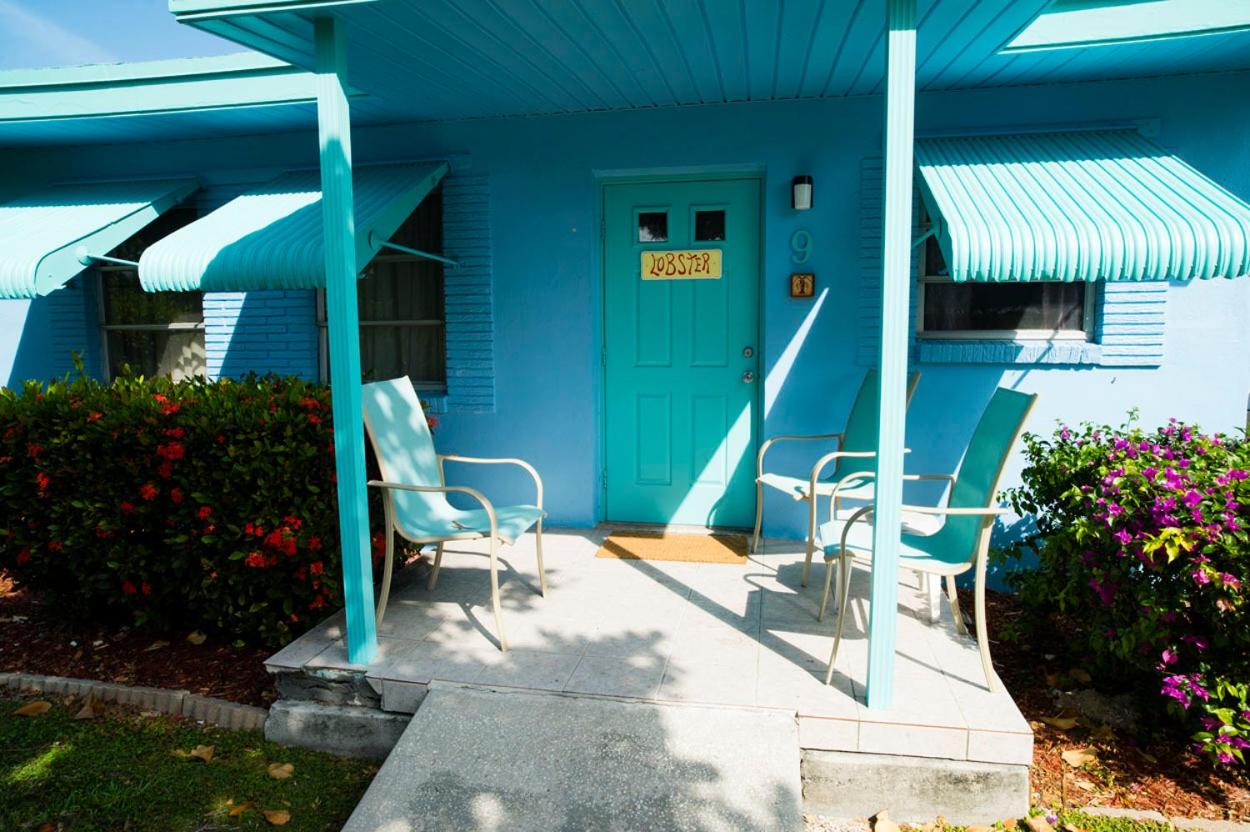 Edgewater Lodge - Bed and Breakfast Layton