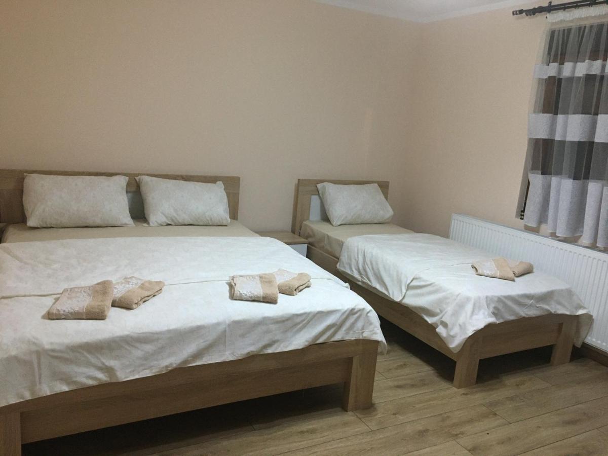 Appartamento con 1 Camera da Letto, Balcone e Vista Montagna