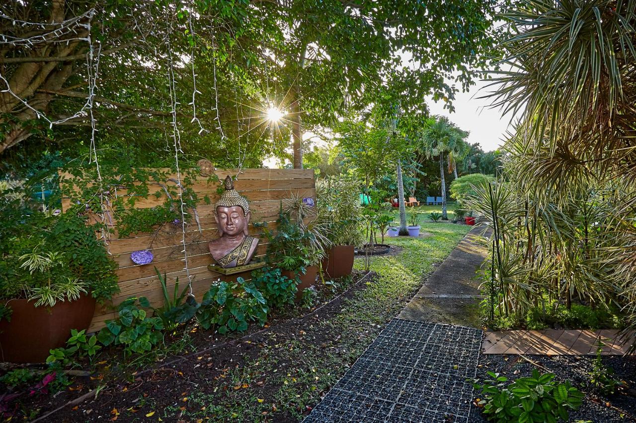 SOLEIL COUCHANT - Gîtes - B&B Deshaies