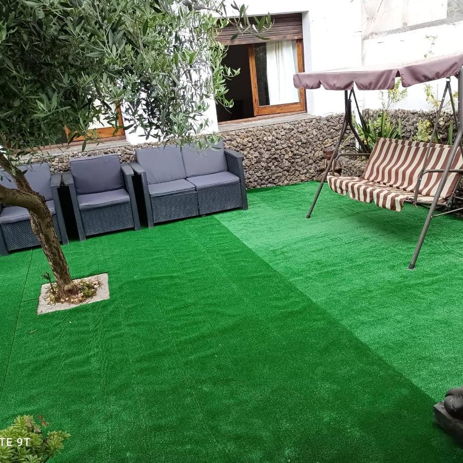 B&B Olot - Carrer Esparreguera - Bed and Breakfast Olot