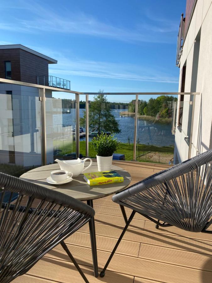 Marina Luna - widok na jezioro, parking podziemny, winda, Netflix, Max - B&B Iława