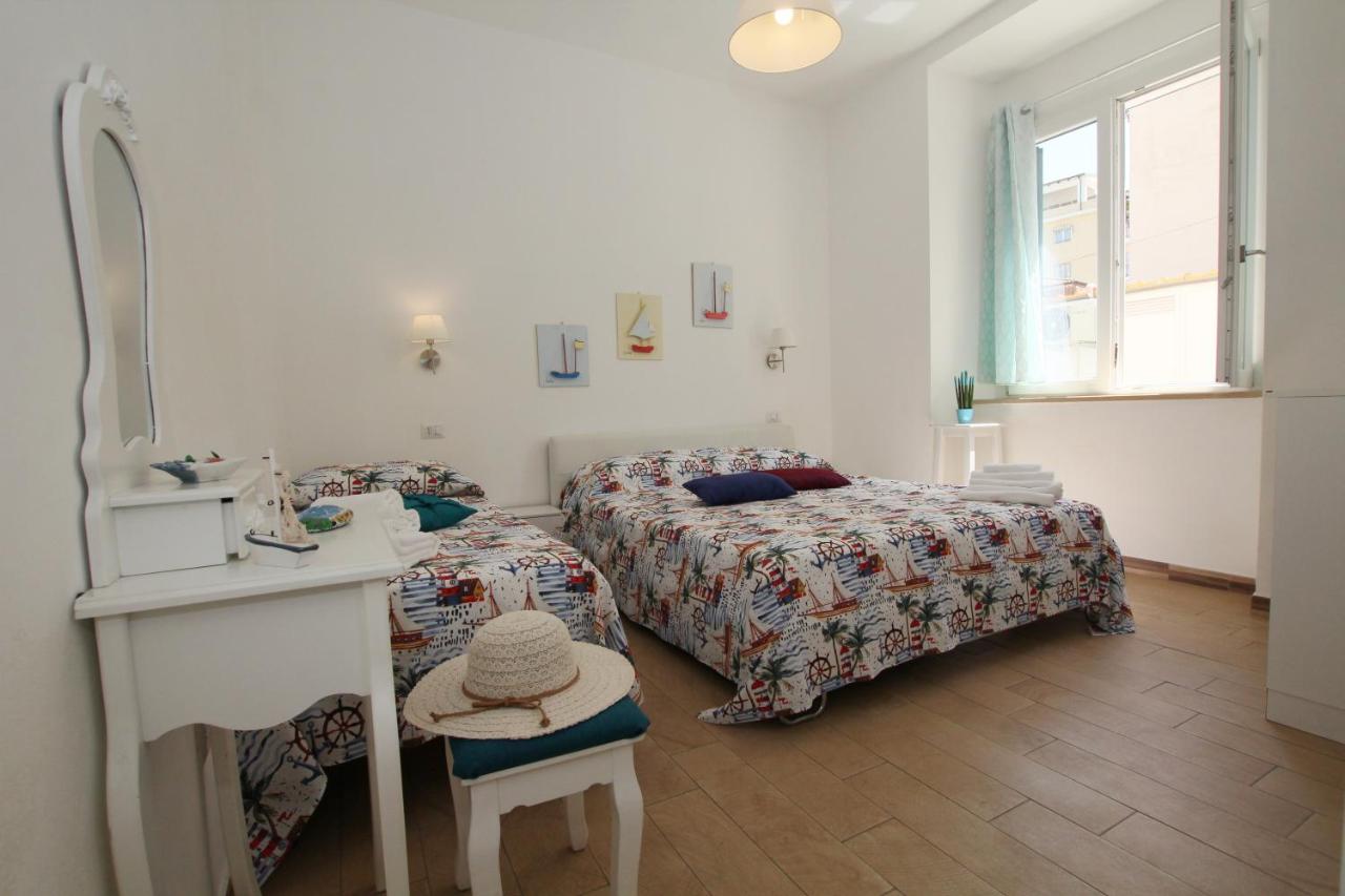 Habitación Triple con balcón