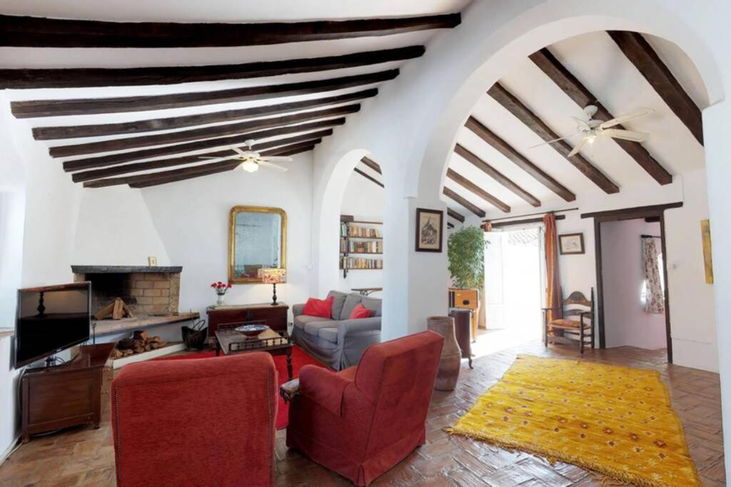 La casa del piano - Beautiful 18th century house with courtyard & pool - Bed and Breakfast