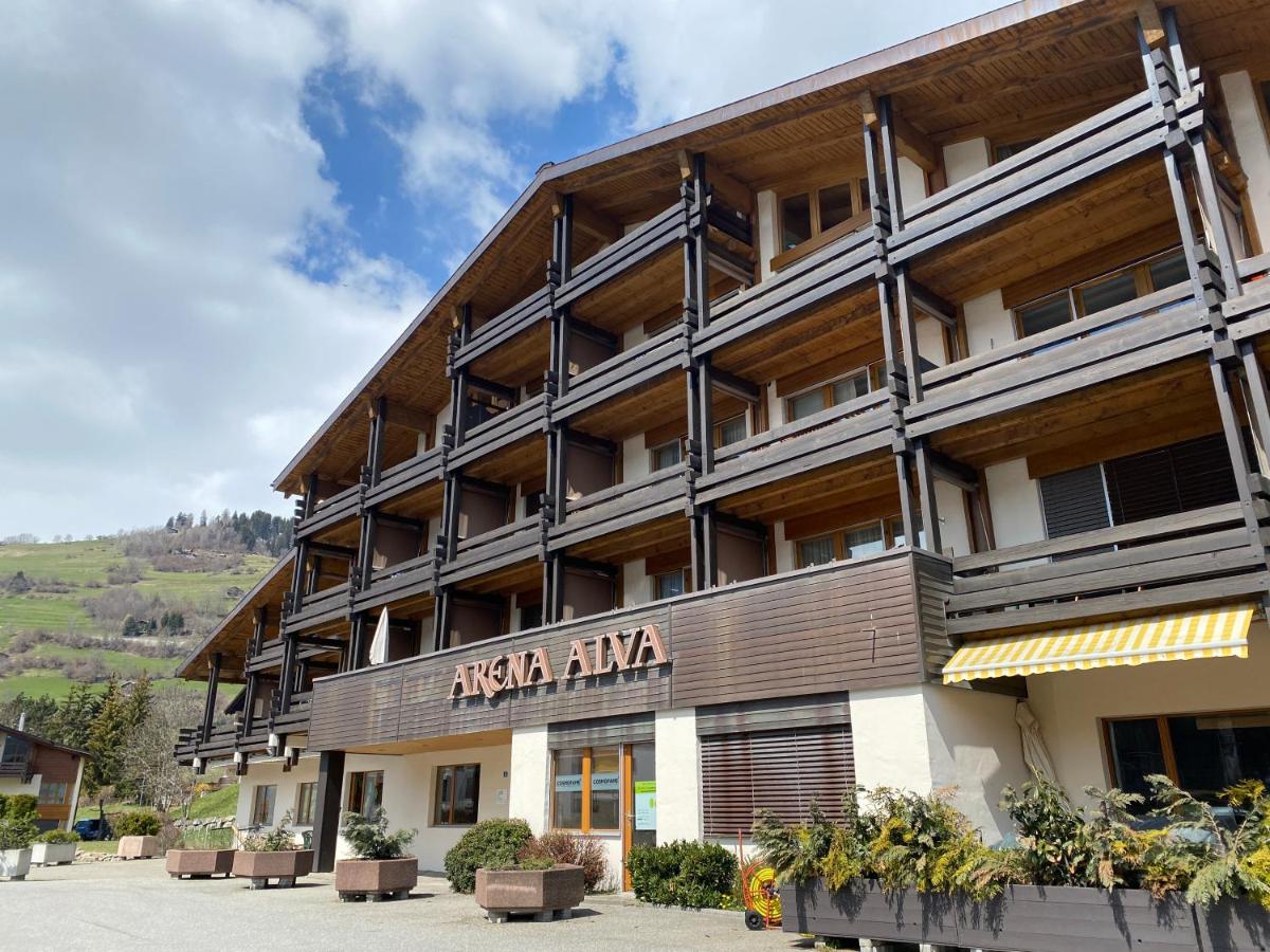 Moderne Ferienwohnung in Laax - Modern apartment in Laax - B&B