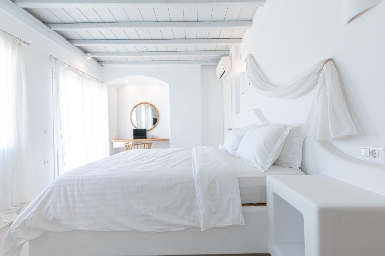 Villa II with private heated pool