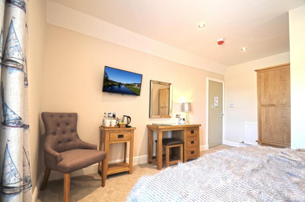 Standard King Room