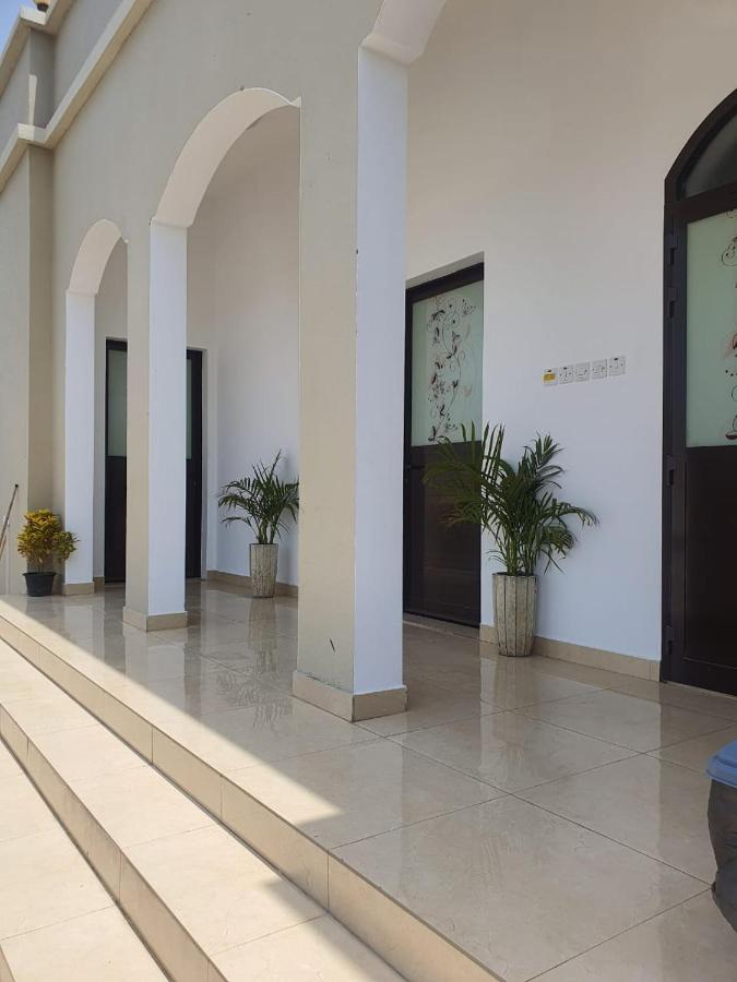 Lazeemah Chalet استراحة اللزيمه - B&B
