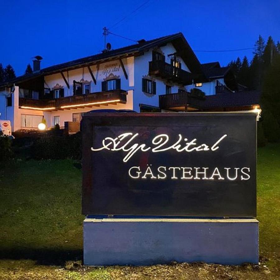 B&B Klais - Gästehaus Alpvital - Bed and Breakfast Klais