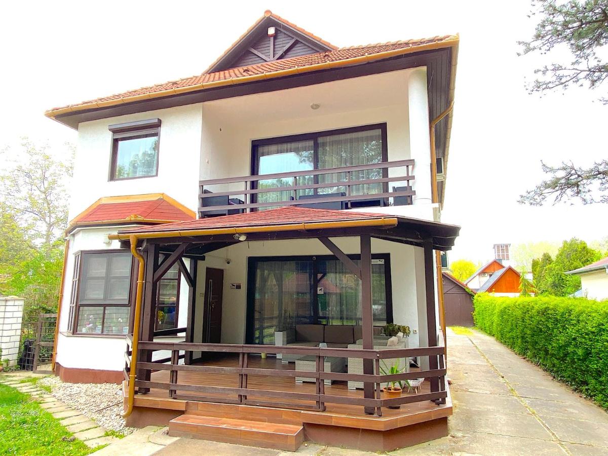 Fenyves Vendégház - Siófok - B&B