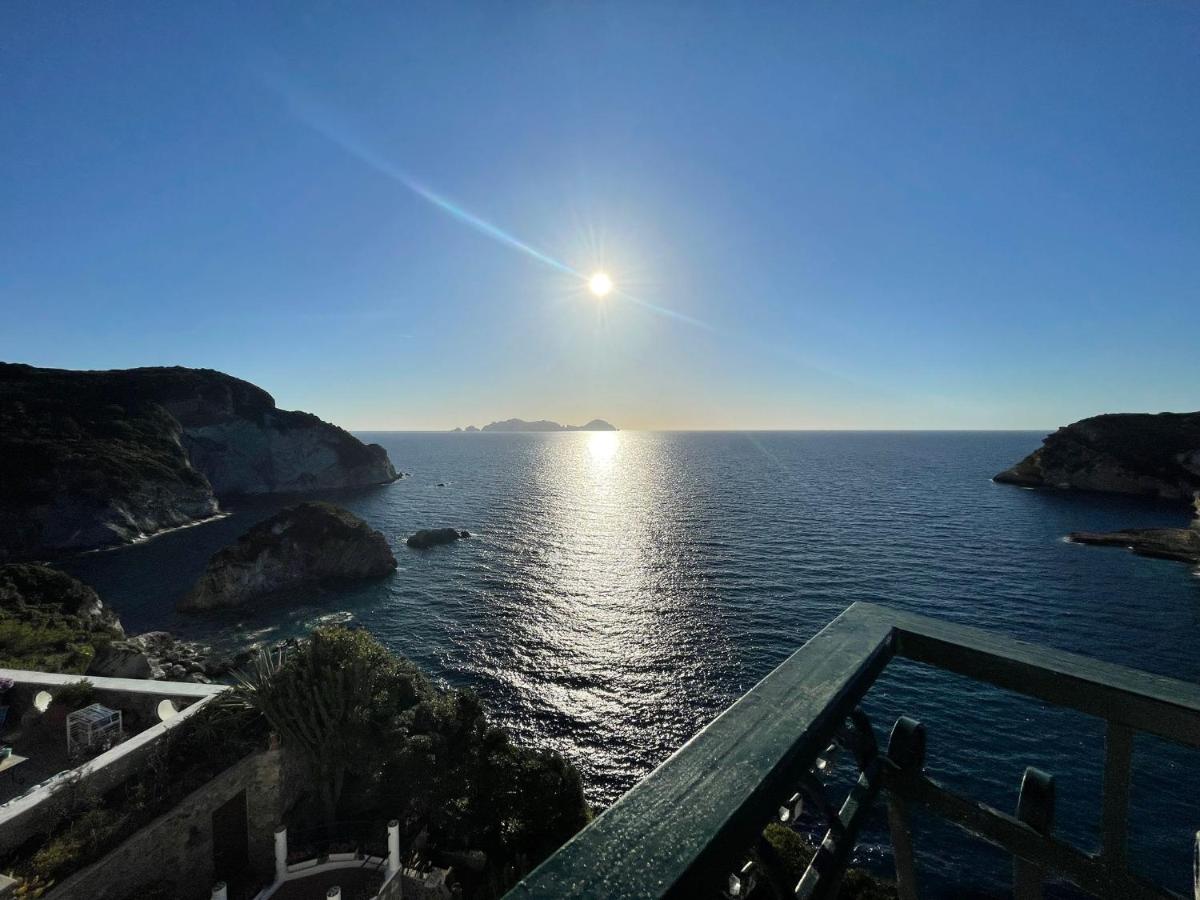 B&B Ponza - Magi - Il Tramonto su Palmarola - Bed and Breakfast Ponza