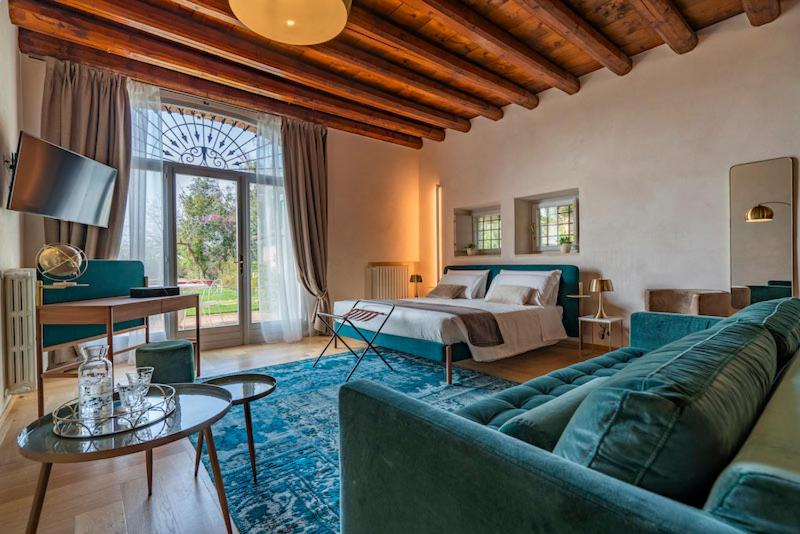Villa with Private Pool and Spa