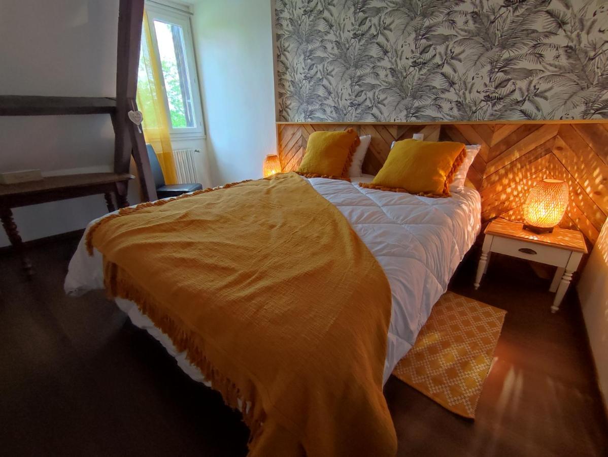 Doppel-/Zweibettzimmer mit privatem, externem Bad