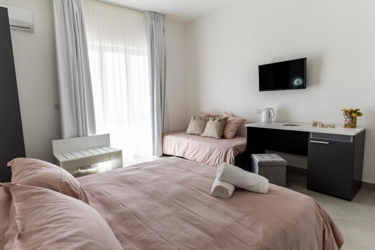 Deluxe Double Room with Sea View