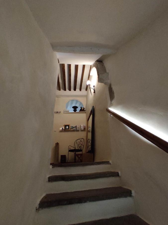 Charmant logis dans La Catiche de Loutre, maison médiévale - B&B Sauve