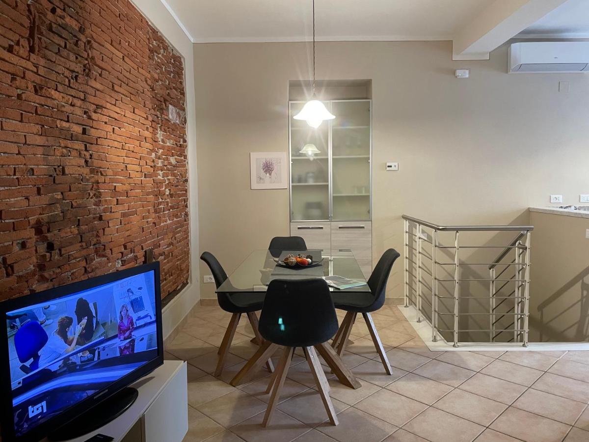 Corte Navari - Italo's Home - B&B Pietrasanta