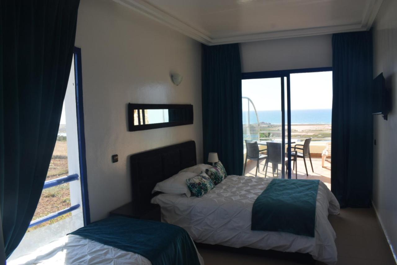 Triple Room with Terrace and Sea View
