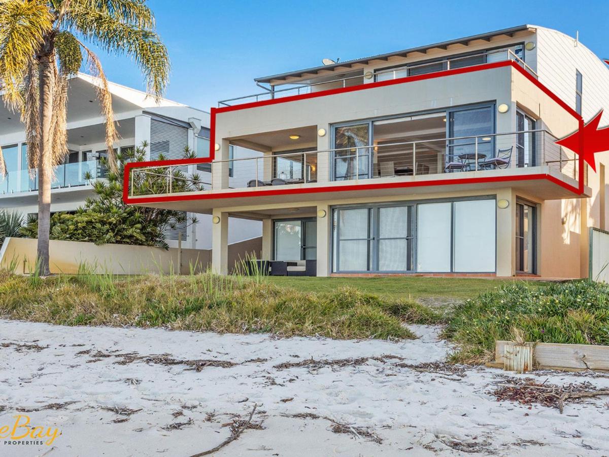 Wanda Beach Unit 2 Soldiers Point Road - B&B
