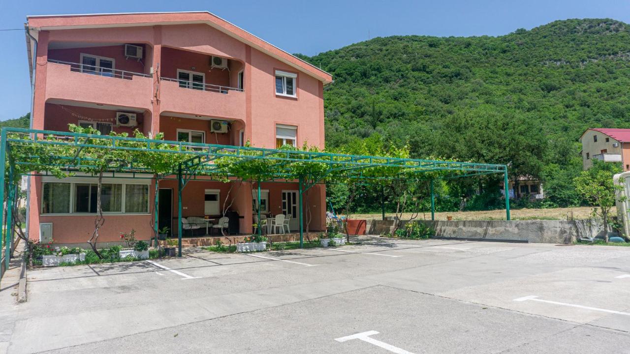 Perfect Location close to Jaz beach - Apartments Rora Knezevic - Ferienwohnung Budva