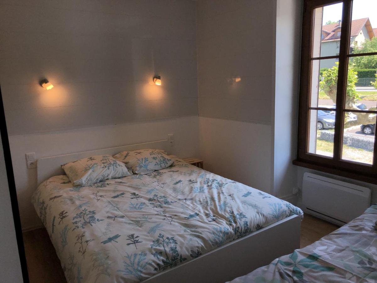 Deluxe Room (2 Adults + 1 Child)