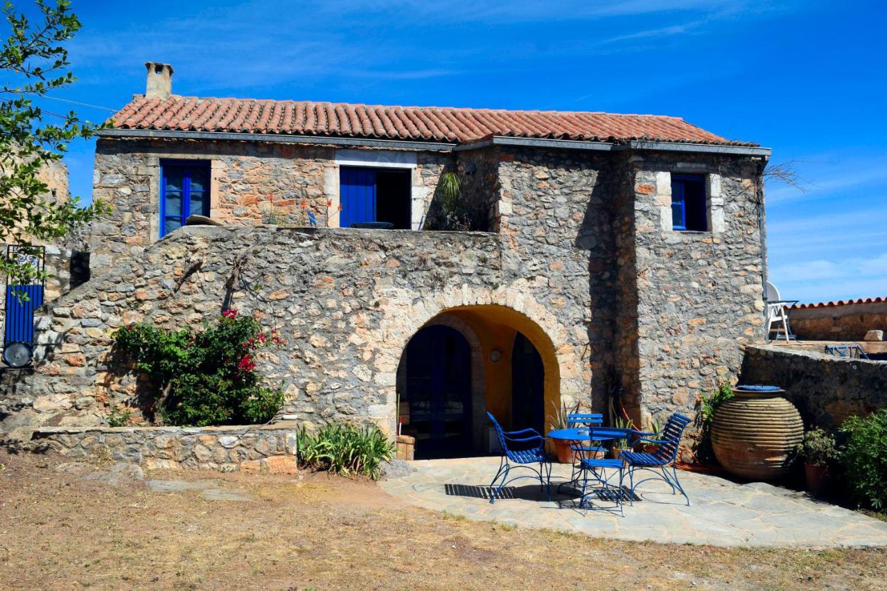 B&B Leonídio - The traditional hause with the best view - Bed and Breakfast Leonídio