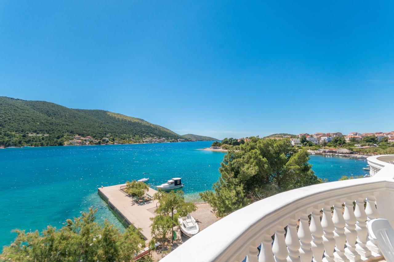 Apartmani Bonaca - 10m to the sea - B&B Grebaštica