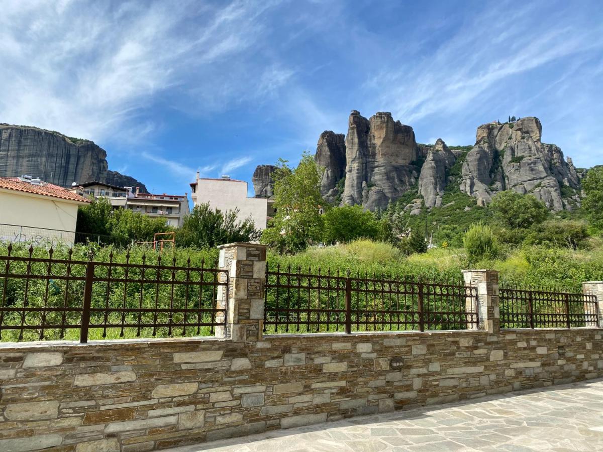 Saint Stephen's Apartments at Meteora 1 - Ferienwohnung