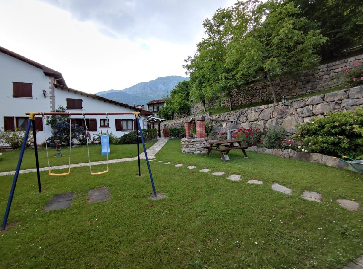 Apartamentos Rurales La Tablá - Chambres d’hôtes Alles