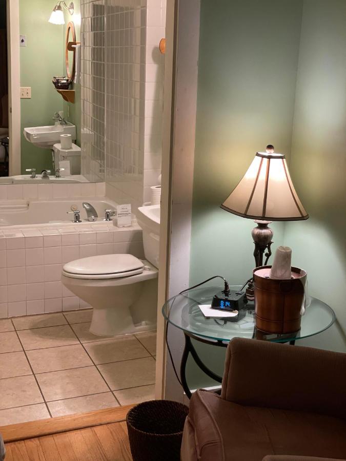  King Room - Non-Smoking 