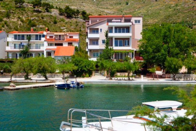 Duplex Apartment for 10 persons - Beach House Ana - Ferienwohnung