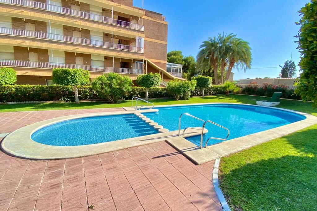Central Modern Apartment 3 bed 2 bath - B&B