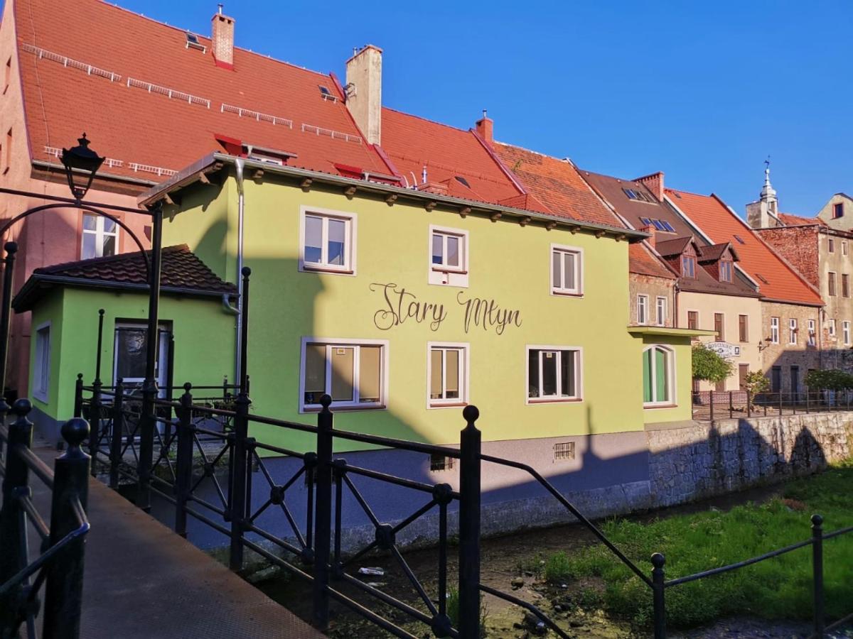 Apartament w Karkonoszach Stary Młyn - Bed and Breakfast Kowary