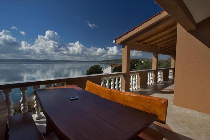 Apartment Domagoj - B&B Maslenica