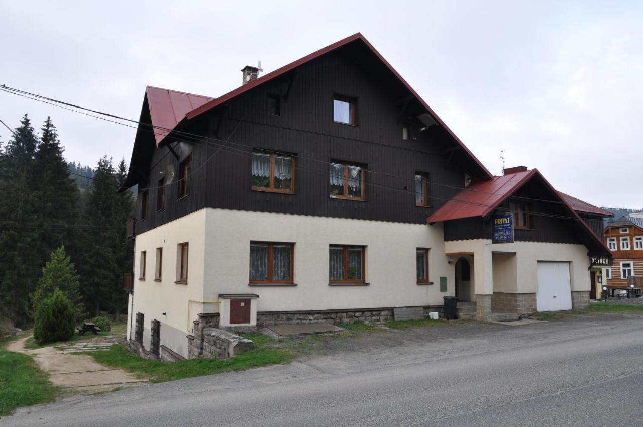 B&B Kořenov - Penzion Zelinka - Bed and Breakfast Kořenov