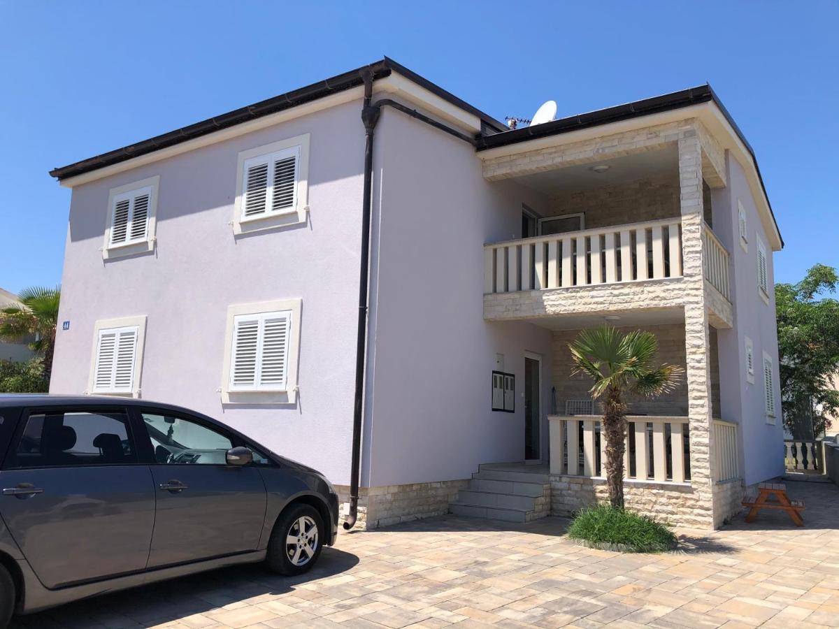 Apartamento de 2 dormitorios