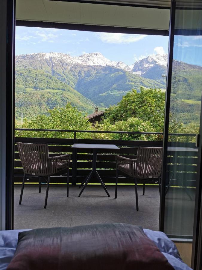 Studio with Mountain View