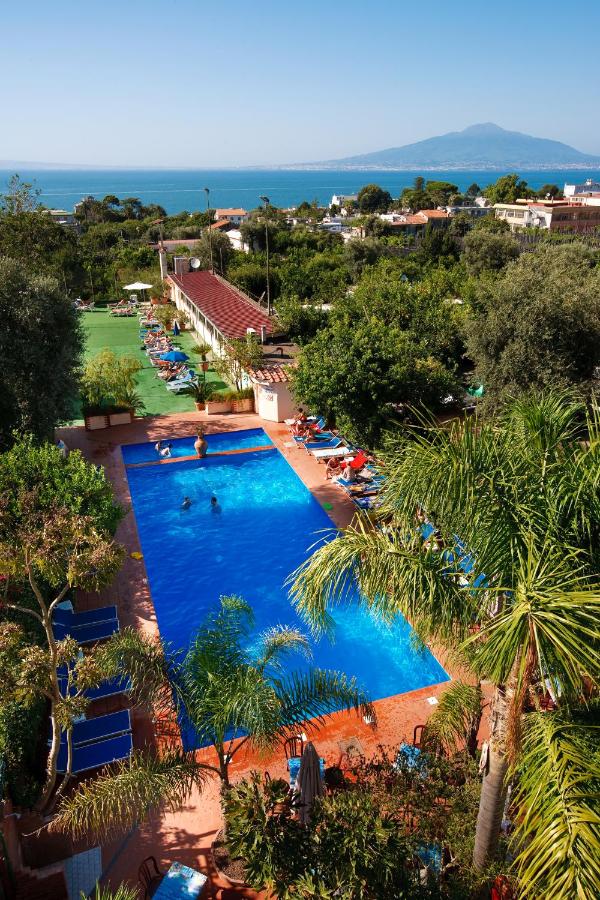 Sorrento Comfort Rooms con piscina - B&B Sorrento