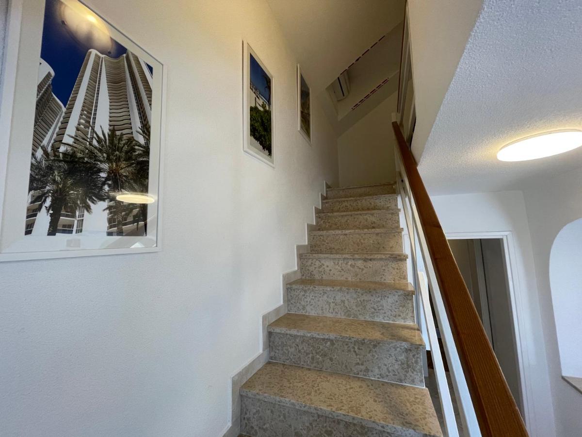 Holiday Home "Mala kuća " with heated pool - B&B Pula