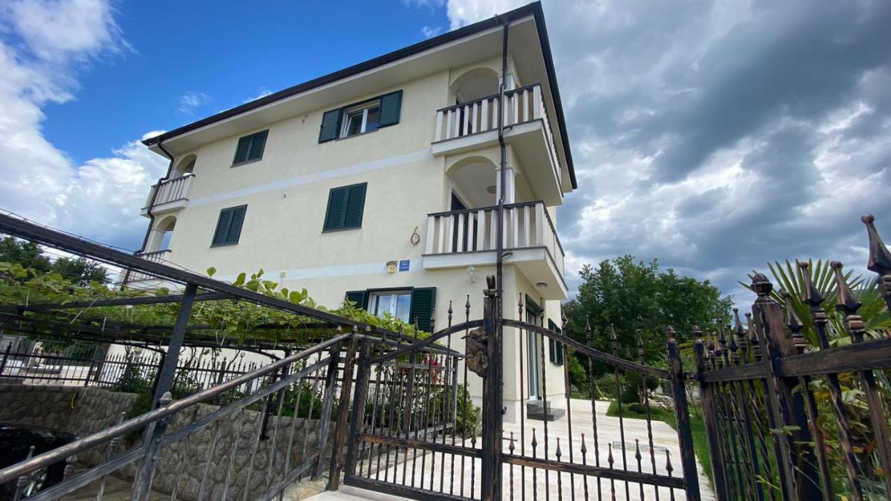 Vila Luca island KRK / Malinska - B&B Malinska