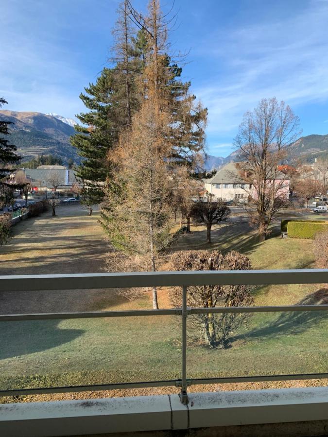 Appartement centre Barcelonnette - Bed and Breakfast