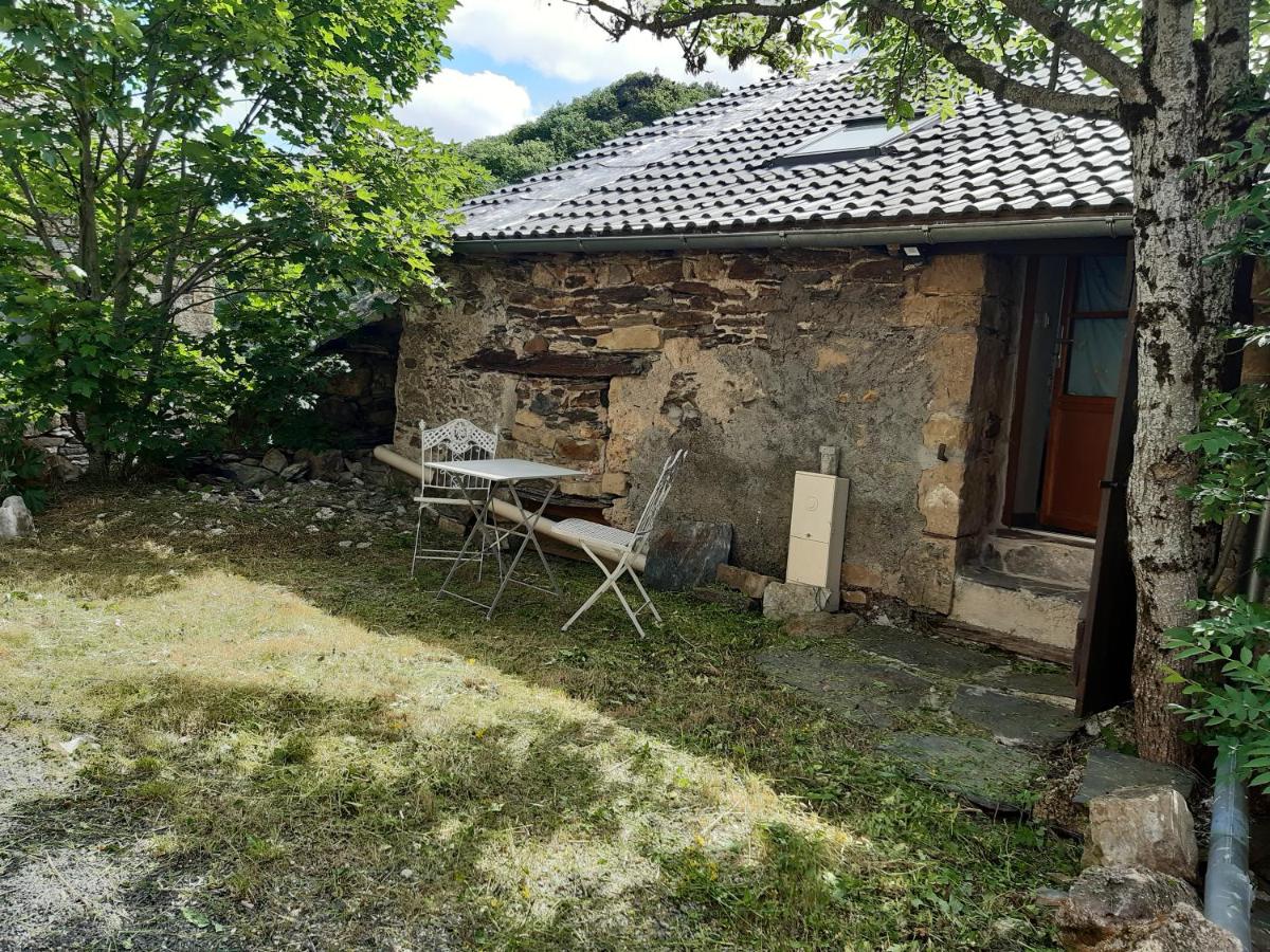 Le Mont - B&B Fraissinet-de-Fourques