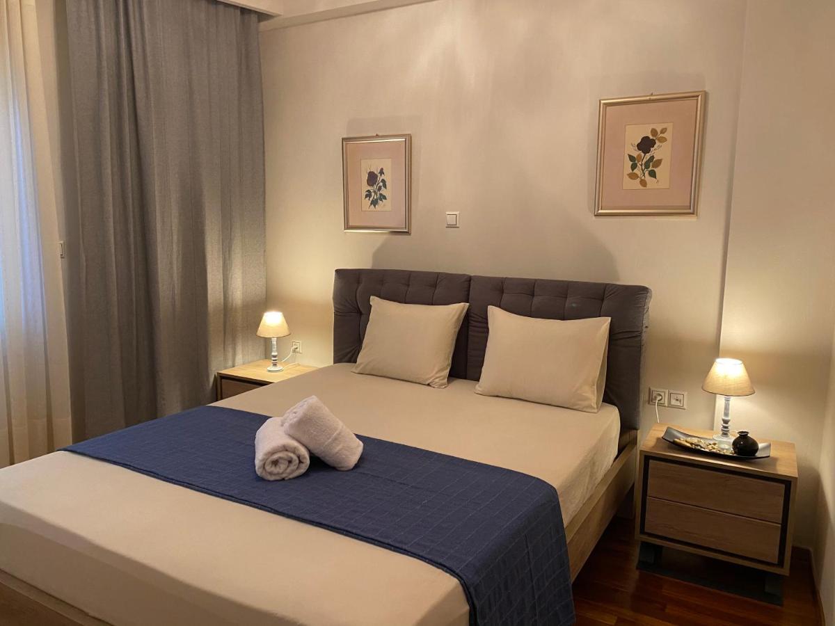 Blu Blu apartment with castle view - Ferienwohnung Koroni