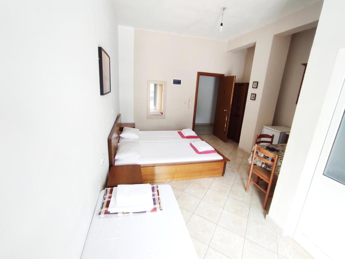 Triple Room with City View