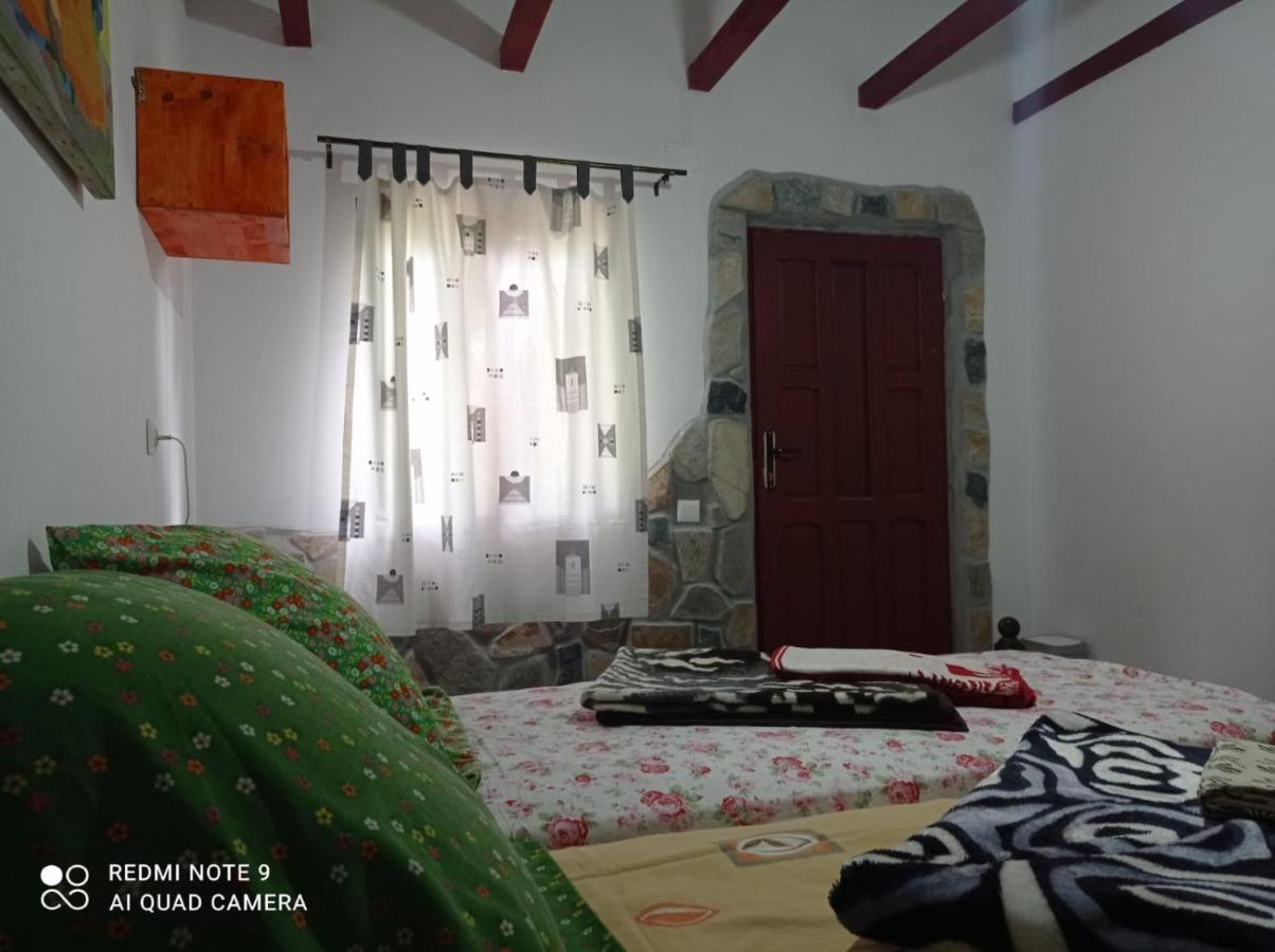 Doppel-/Zweibettzimmer mit eigenem Bad