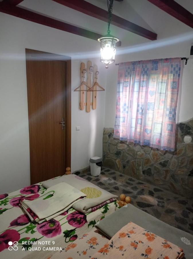 Doppel-/Zweibettzimmer mit eigenem Bad