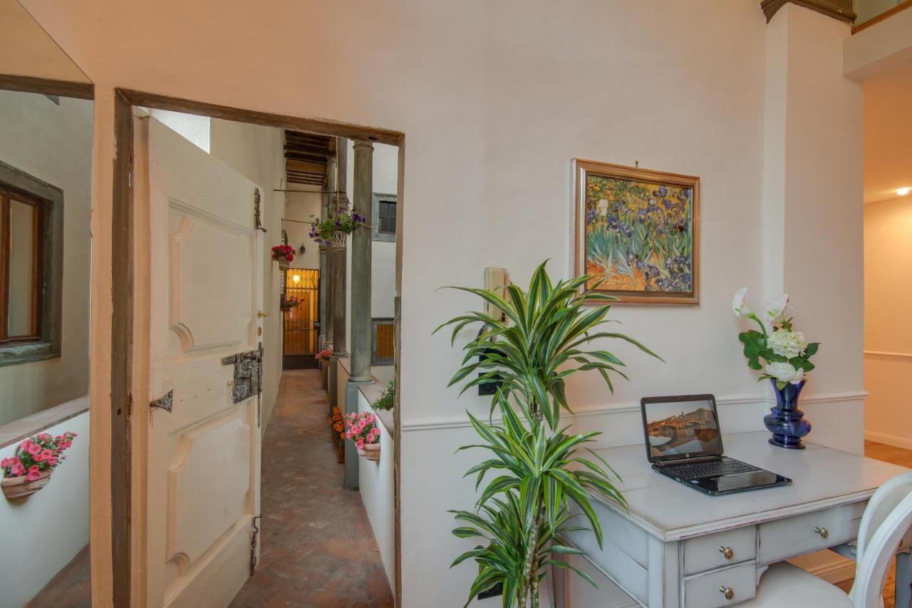 Residenza d'epoca Borgo Albizi - B&B