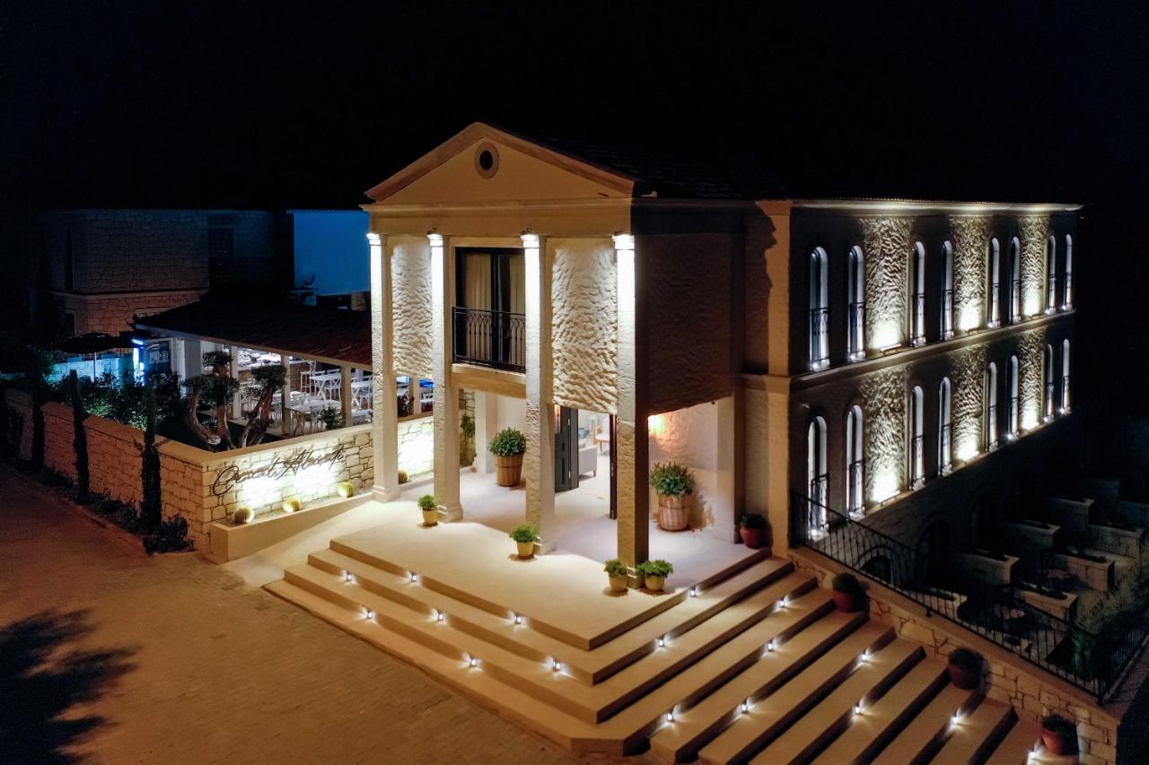 B&B Alacati - CEMAL ALAÇATI BUTİK HOTEL - Bed and Breakfast Alacati