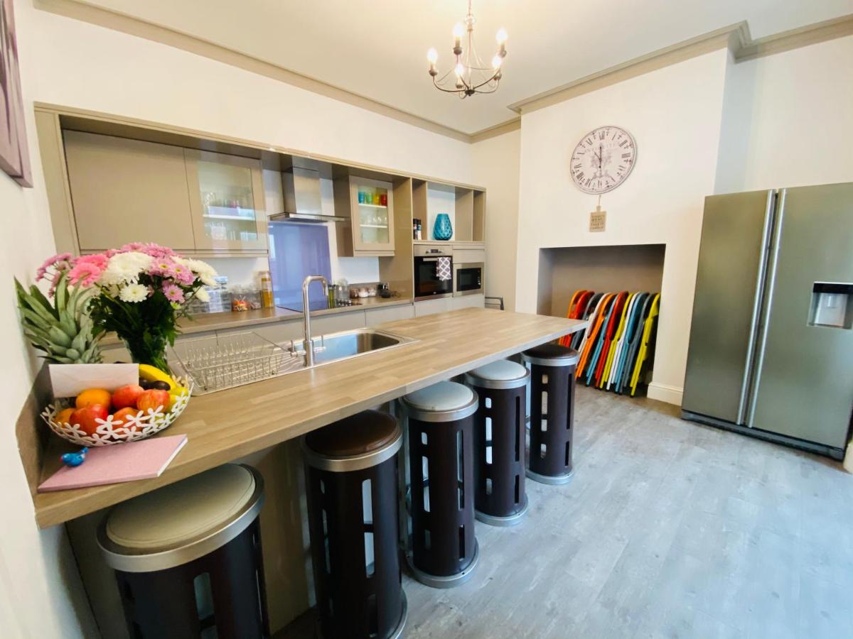 Family Friendly Blackpool House. - B&B