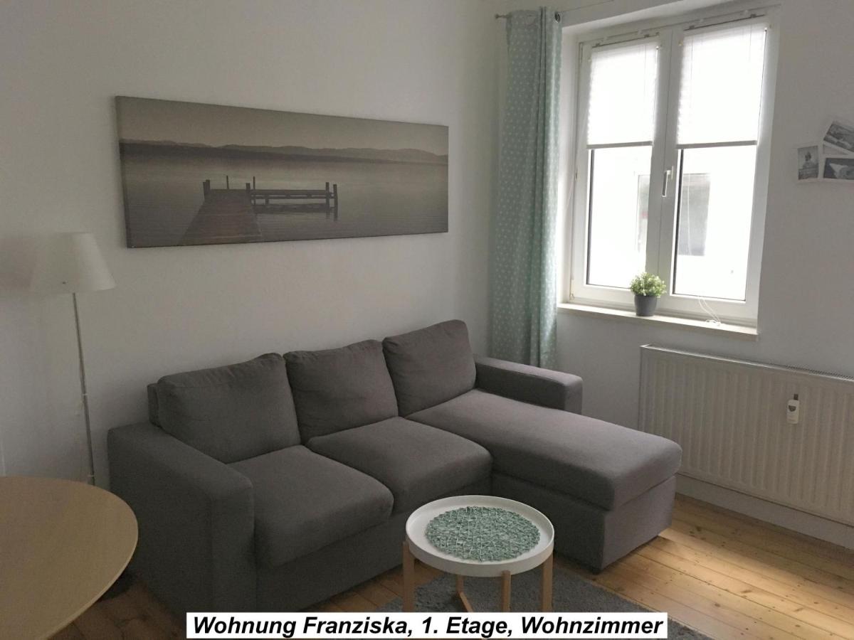 B&B Koblenz - Ferienwohnung im Herzen der Koblenzer Altstadt - Bed and Breakfast Koblenz