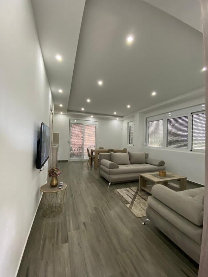 Gjoni Apartments - B&B