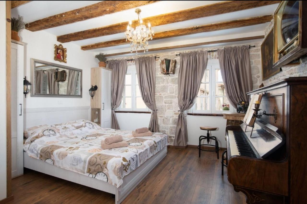Domus Maximus - Ferienwohnung Pula